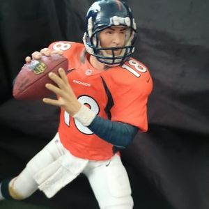 Denver broncos figurine number 18